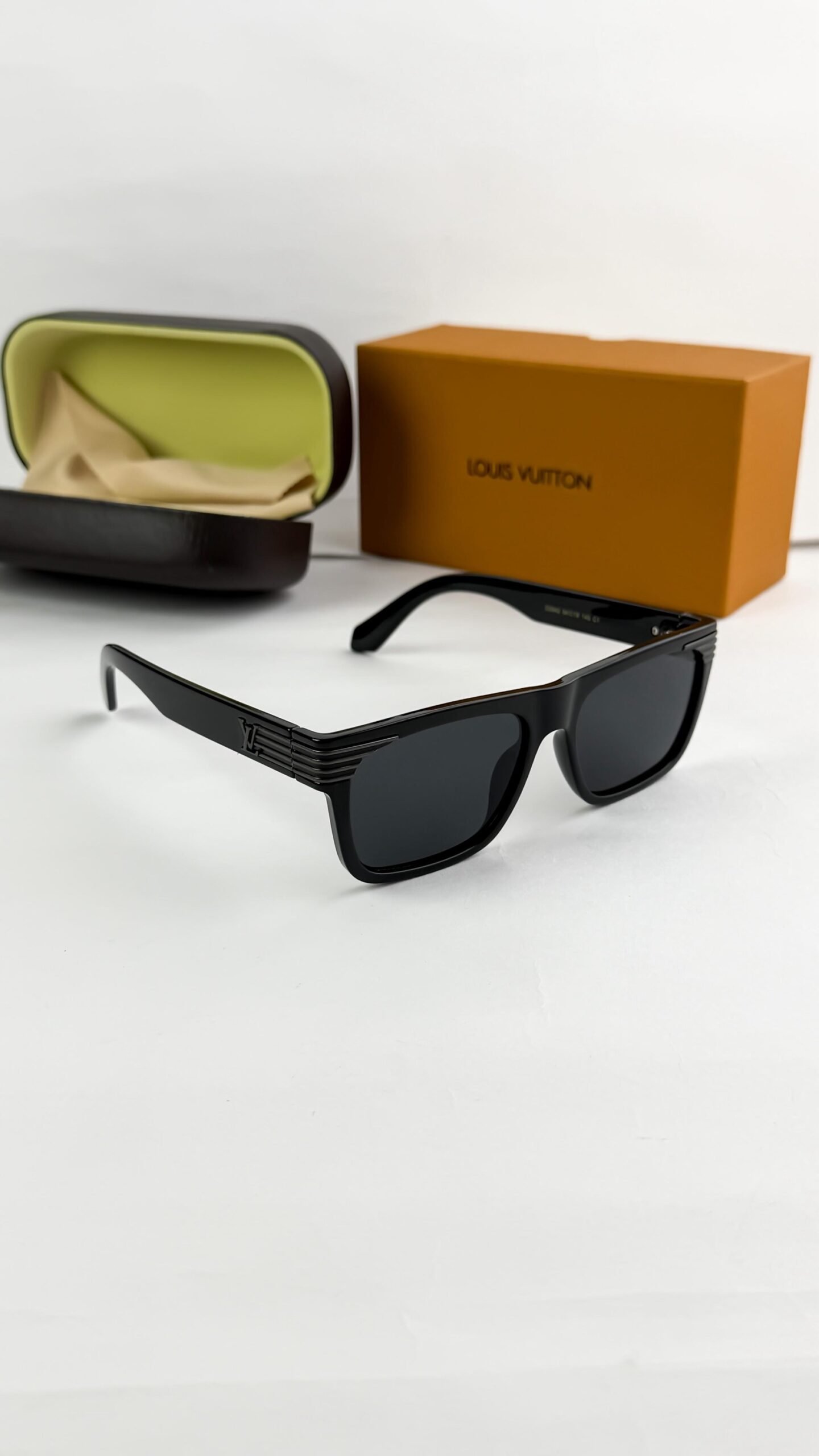 Louis Vuitton 2952 Black Pearl Sunglasses – Luxury Designer Eyewear